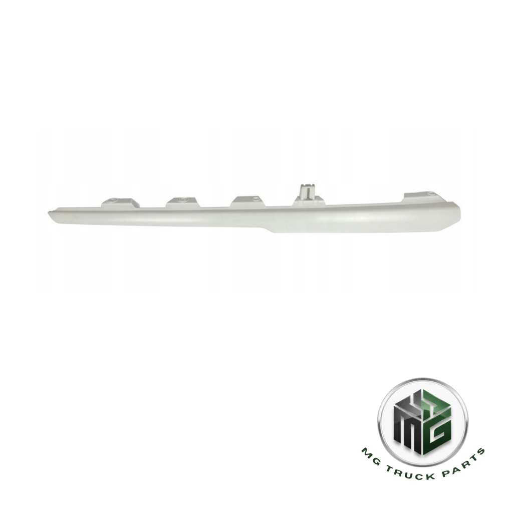 [A.81626100052.W] MAN KAPI EKİ ÇITASI TGX ÜST SAĞ (OEM: 81626100052)
